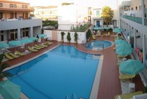דירות העיירה רתימנו Flisvos Beach (Adults Only) מראה חיצוני תמונה