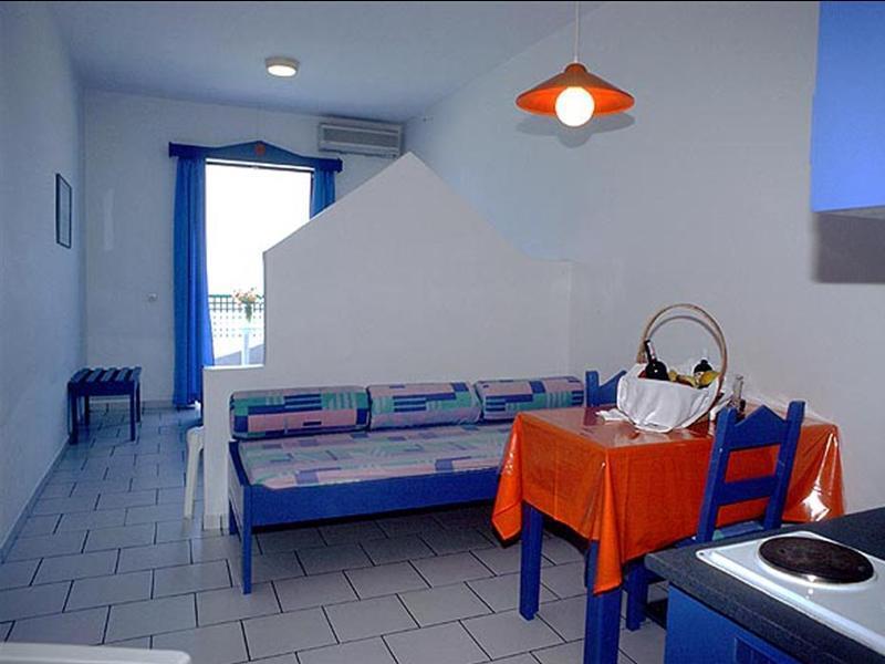 דירות העיירה רתימנו Flisvos Beach (Adults Only) מראה חיצוני תמונה
